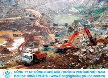 Hệ thống xử lý nước thải nhà máy chế biến khoáng sản hiện đại.