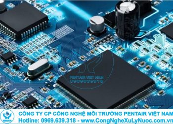 Hệ thống xử lý nước thải nhà máy sản xuất linh kiện điện tử và bo mạch in PCB hiện đại đạt chuẩn.